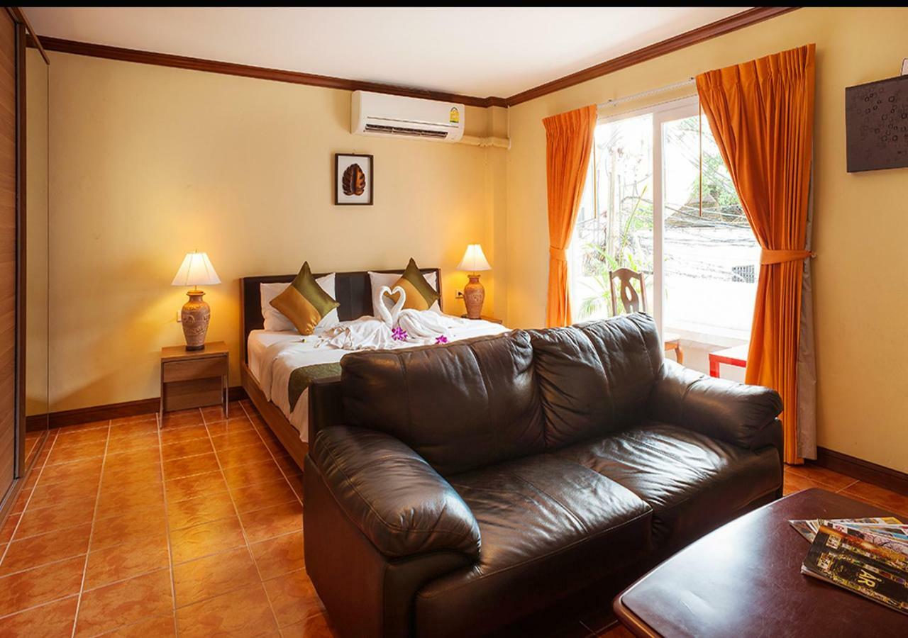 Patong Karlssons Hotel Екстер'єр фото