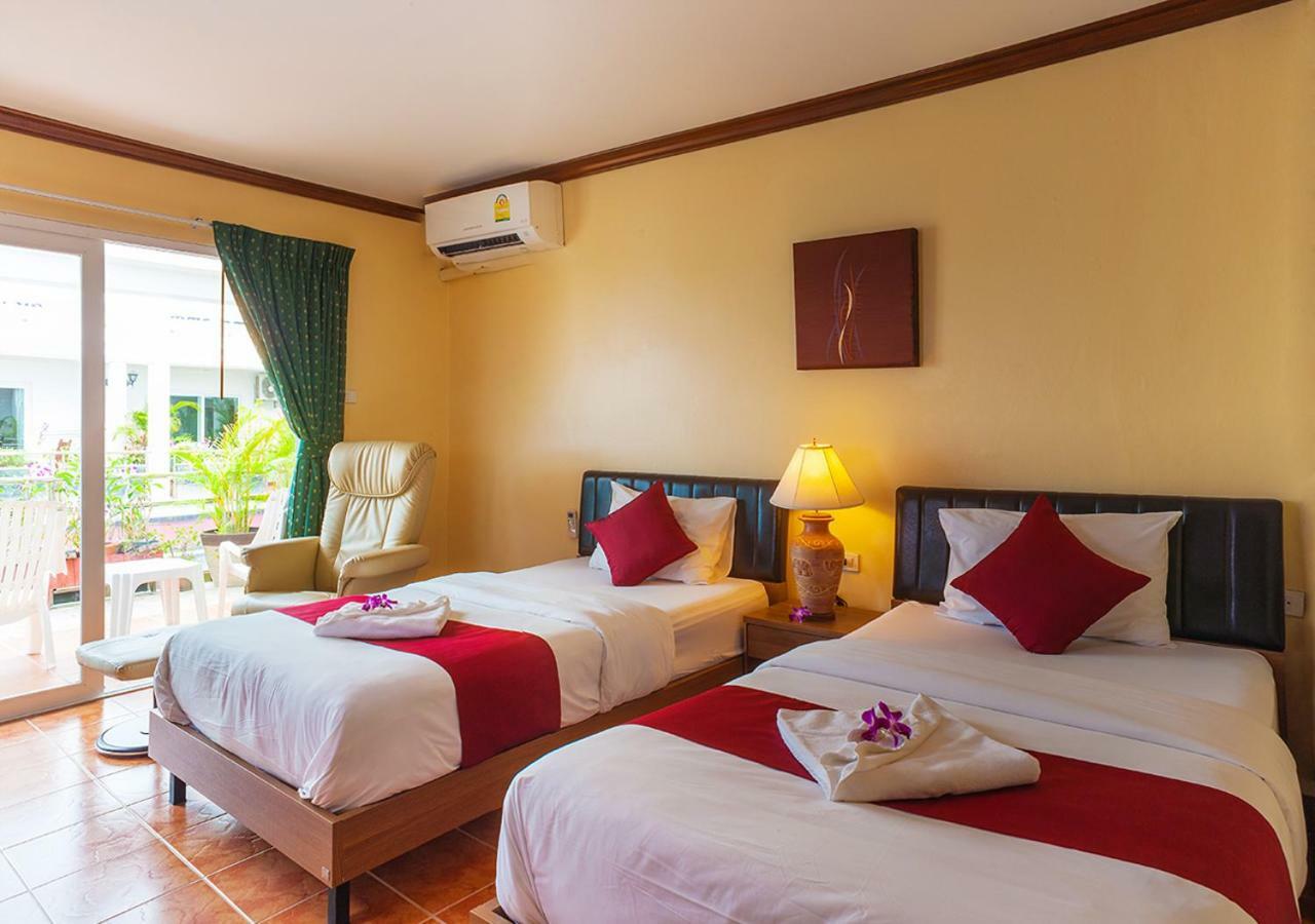 Patong Karlssons Hotel Екстер'єр фото